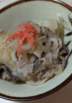 簡単★昼食！吉野家風豚丼-レシピのメイン写真