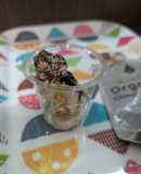フルーツグラノラパフェ。チョコレートがけ