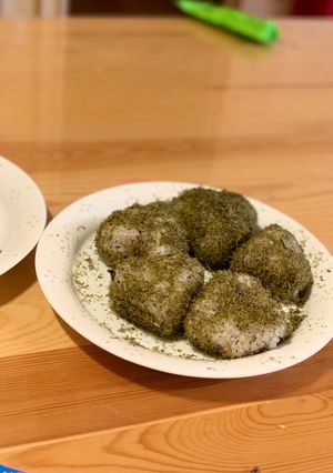 残りご飯でゆかりの昆布おにぎり-レシピのメイン写真