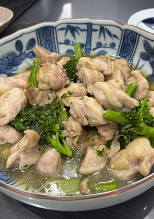 鶏肉とﾌﾞﾛｯｺﾘｰの鶏がらにんにく醤油-レシピのメイン写真