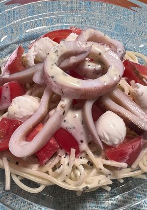 夏の夕飯♡イカトマトチーズの冷製パスタ-レシピのメイン写真