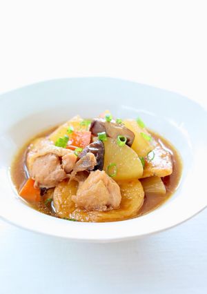 煮詰め不要【鶏大根と練り物の煮物】-レシピのメイン写真