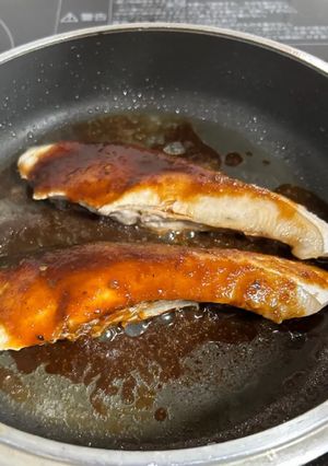 ブリ（はまち）簡単照り焼き-レシピのメイン写真