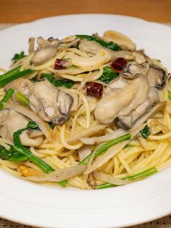 牡蠣とほうれん草とごぼうのパスタ-レシピのメイン写真