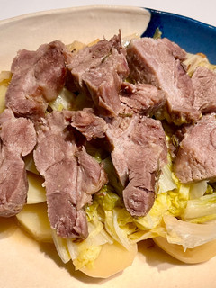 白菜と豚塊肉の白ワイン煮込み-レシピのメイン写真