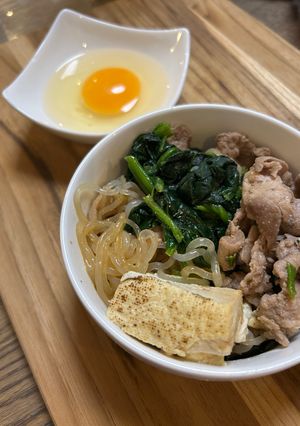 具材4つで10分!ズボラ簡単☆豚肉で節約すき焼き-レシピのメイン写真