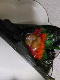 たたきマグロと納豆のノリ包-レシピのメイン写真