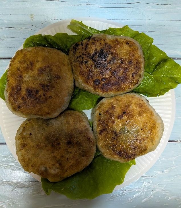 餃子の残りタネを自作の生地でシャーペイ-レシピのメイン写真