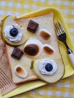 マシュマロチョコ洋梨ブルーベリートースト-レシピのメイン写真