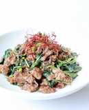 ご飯が進む【牛肉と空芯菜のオイスター炒め