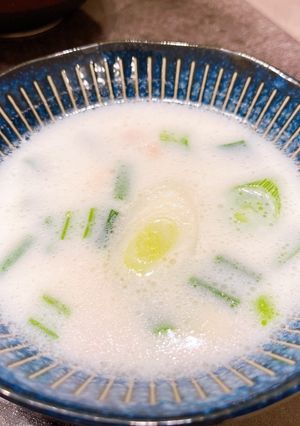 葉玉ねぎとベーコンの中華風クリームスープ-レシピのメイン写真
