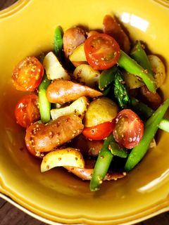ひとり飯☆春の新じゃが粒マスタード炒め-レシピのメイン写真