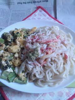 ポパイ炒り卵+蟹のほぐし身載せ焼きうどん-レシピのメイン写真