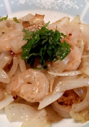 冷凍むきエビと玉ねぎの炒め物-レシピのメイン写真