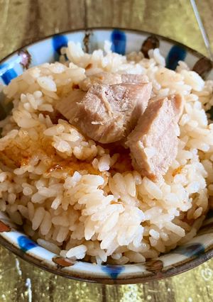 鍋の素＆やき豚缶詰で1合炊き込みご飯 1-レシピのメイン写真