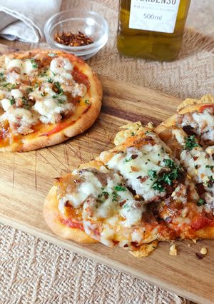 飴色玉ねぎと粗挽きソーセージのピザ-レシピのメイン写真