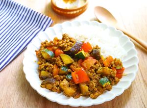 ワンパン◎ルー不要♪夏野菜ドライカレー-レシピのメイン写真