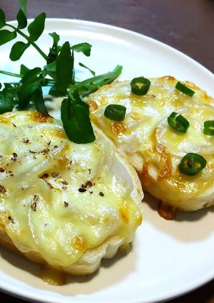 青唐辛子・赤山椒のチーズトースト発酵玉葱-レシピのメイン写真