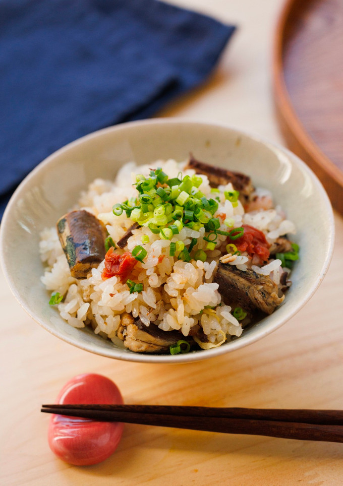 いわし缶と梅の炊き込みご飯-レシピのメイン写真