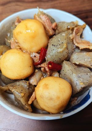 豚バラと里いもとこんにゃくの煮物-レシピのメイン写真
