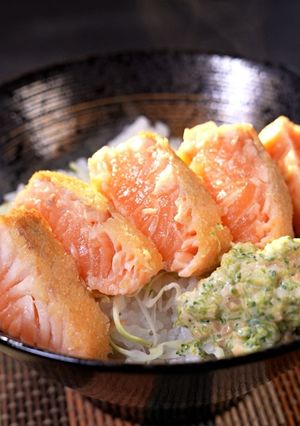 サーモンのレアカツ丼【食遺産】-レシピのメイン写真