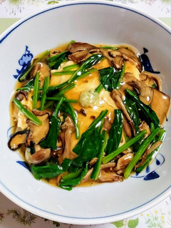 簡単ランチ!湯葉きのこ法蓮草餡掛けうどん-レシピのメイン写真