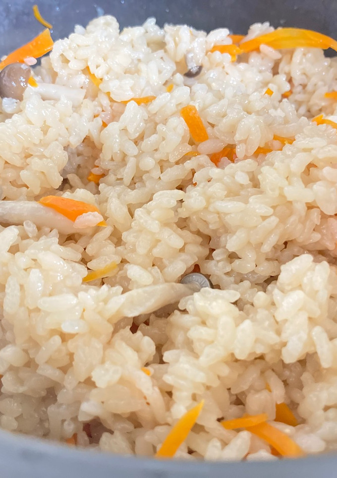 にんじんとしめじの炊き込み釜飯-レシピのメイン写真