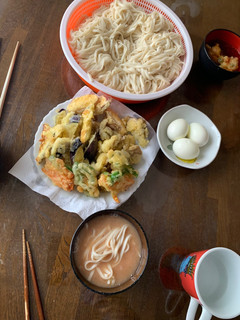 お一人様☆ざる麺でクリームパスタ風麺汁-レシピのメイン写真