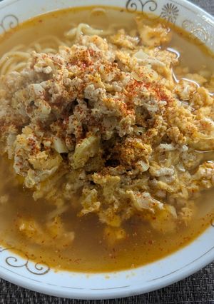 ニュータ◯タ◯メン風旨辛卵とじラーメン-レシピのメイン写真