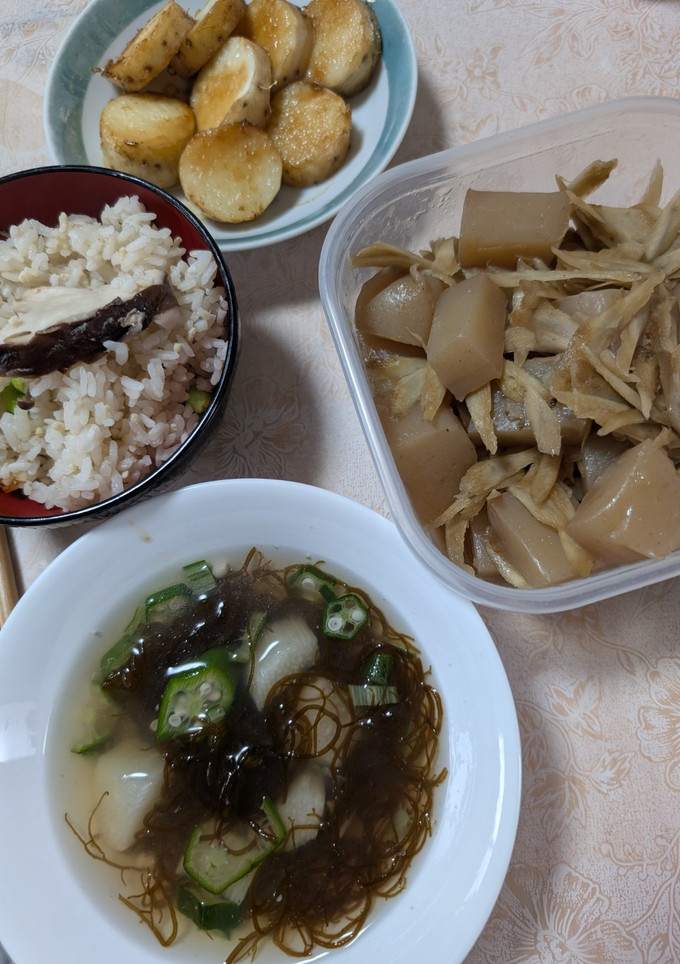 簡単★ごぼうとこんにゃくの鶏ガラ炒め-レシピのメイン写真
