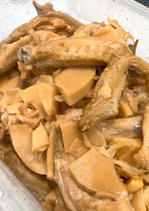 今が旬！圧力鍋でタケノコと手羽先の煮物-レシピのメイン写真