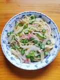 夏向き和風パスタ しめじベーコンオクラ