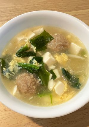 簡単！卵スープ。冷凍肉団子と春雨入り-レシピのメイン写真