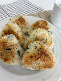 カルシウム強化!おかかチーズ焼きおにぎり-レシピのメイン写真