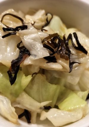 超簡単!レンチンキャベツの塩昆布和え-レシピのメイン写真