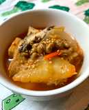 寒い日に食べたい白菜キムチと納豆チゲ