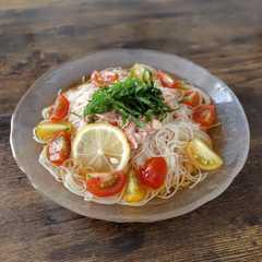 รูปของ ツナトマぶっかけそうめん