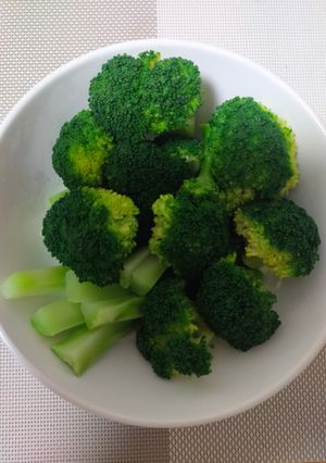 茹でブロッコリー-レシピのメイン写真