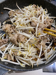 もやしと豚肉と◯◯の炒め物-レシピのメイン写真