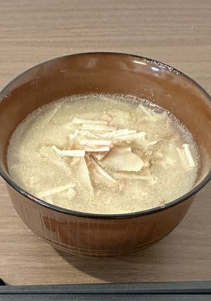 ごぼうとツナとえのきの味噌汁-レシピのメイン写真