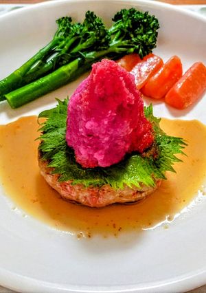 ちょっとピリ辛な和風ハンバーグ-レシピのメイン写真