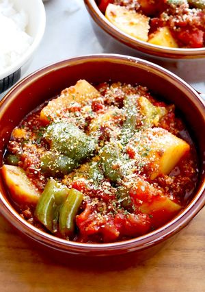 【ひき肉とじゃがいものトマト煮込み】-レシピのメイン写真