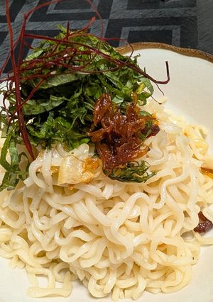 梅ニンニク混ぜソバ　インスタント麺-レシピのメイン写真