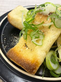 やすまるだし×IWANO 焼き油揚げ-レシピのメイン写真