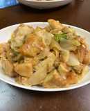 鶏むねと厚揚げの味噌マヨ炒め