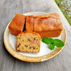 รูปของ フルーツ＆ナッツの素朴なパウンドケーキ
