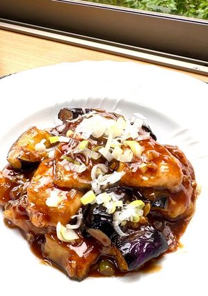 【簡単夕食】柔らか鶏胸肉と茄子の辛くない麻婆風-レシピのメイン写真