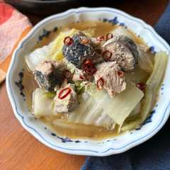 รูปของ 食べ過ぎ調節！鯖缶と白菜のペペロン蒸し