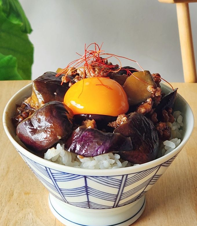 ★スタミナ丼★ブラウン　写真　おしゃれ　小物　アクセサリー　カラビナ ☆スタミナ丼☆ブラウン 写真 おしゃれ 小物 アクセサリー カラビナ