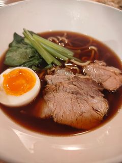 ラーメン 醤油スープ チャーシュー入り 2c7464099448c7f588b02de2153f91